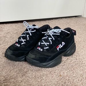 Fila Women’s Provenance platform sneaker, size 11